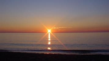 Una playa cerca