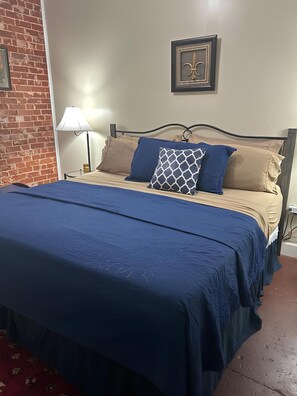 1 bedroom, iron/ironing board, free WiFi, bed sheets