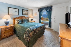 3 bedrooms, desk, iron/ironing board, WiFi - Columbine 2107 (Crested Butte)