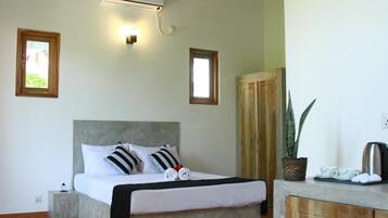 Blackout drapes, soundproofing, iron/ironing board, free WiFi