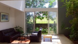 Living room - Green Boutique Villa (Negombo)