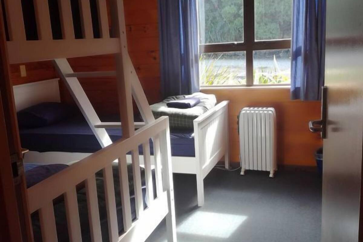 Superior Double Room, Ensuite | In-room safe, WiFi (free), bed sheets