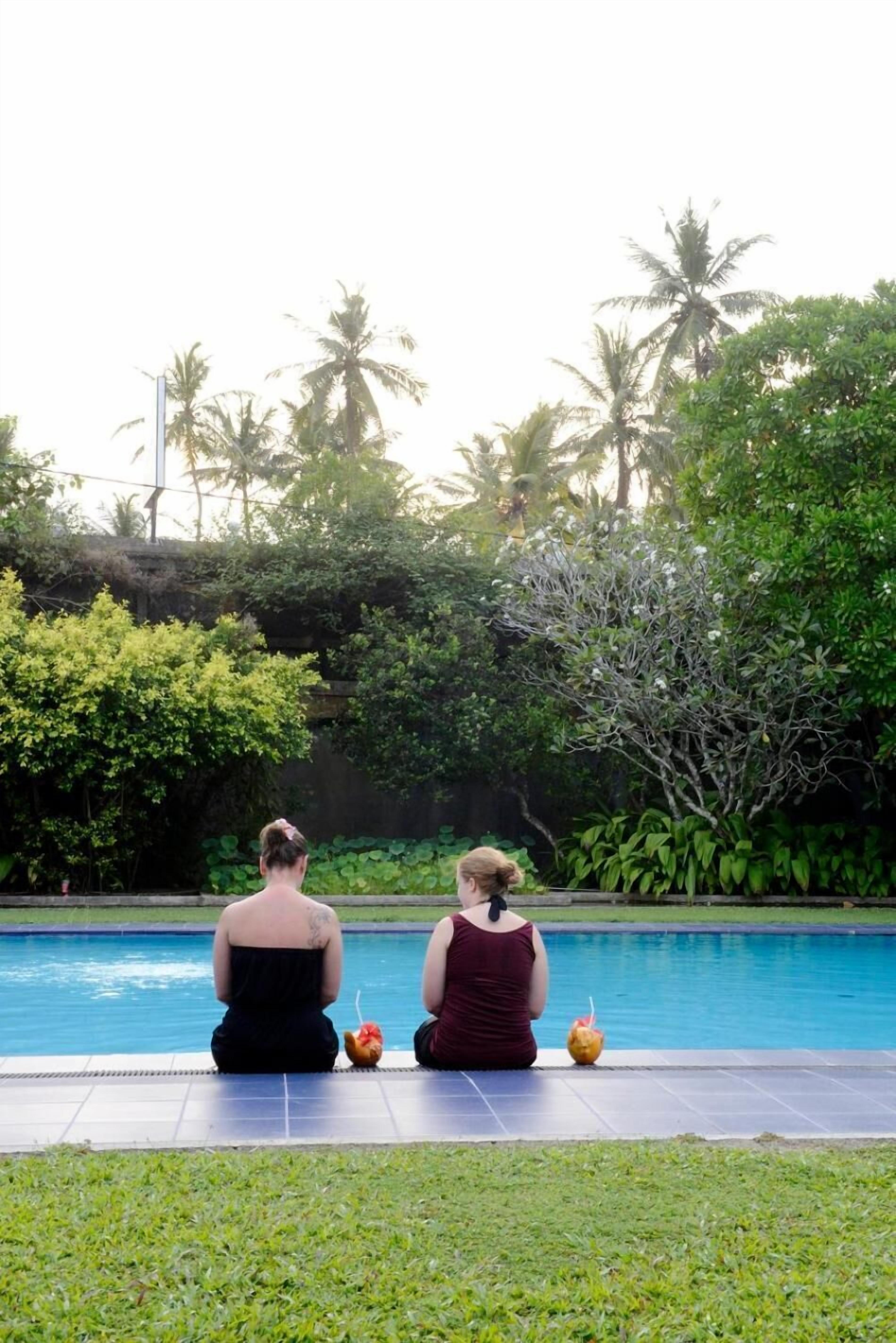 Kolam renang outdoor