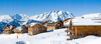 Grand + Charmant Chalet, nær direkte aux pistes | Jacuzzi privé