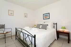 4 chambres, lit de bébé portatif, accès au Wi-Fi (inclus)