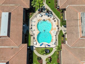 Ulkouima-allas, lämmitetty uima-allas