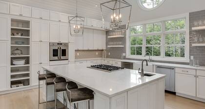 Upea uusi rakennus, etelään valtatie "Jericho Farm", nukkuu 10