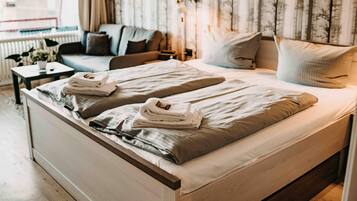 1 Schlafzimmer, Schreibtisch, Internetzugang, Bettwäsche