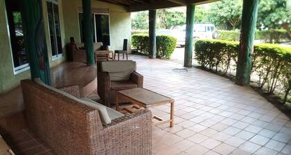 Golden Peace Hotel