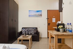 mikve 209 | Área de estar | TV de tela plana