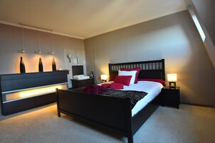 舒适双人房 | 1 多间卧室、办公桌、隔音、免费 WiFi