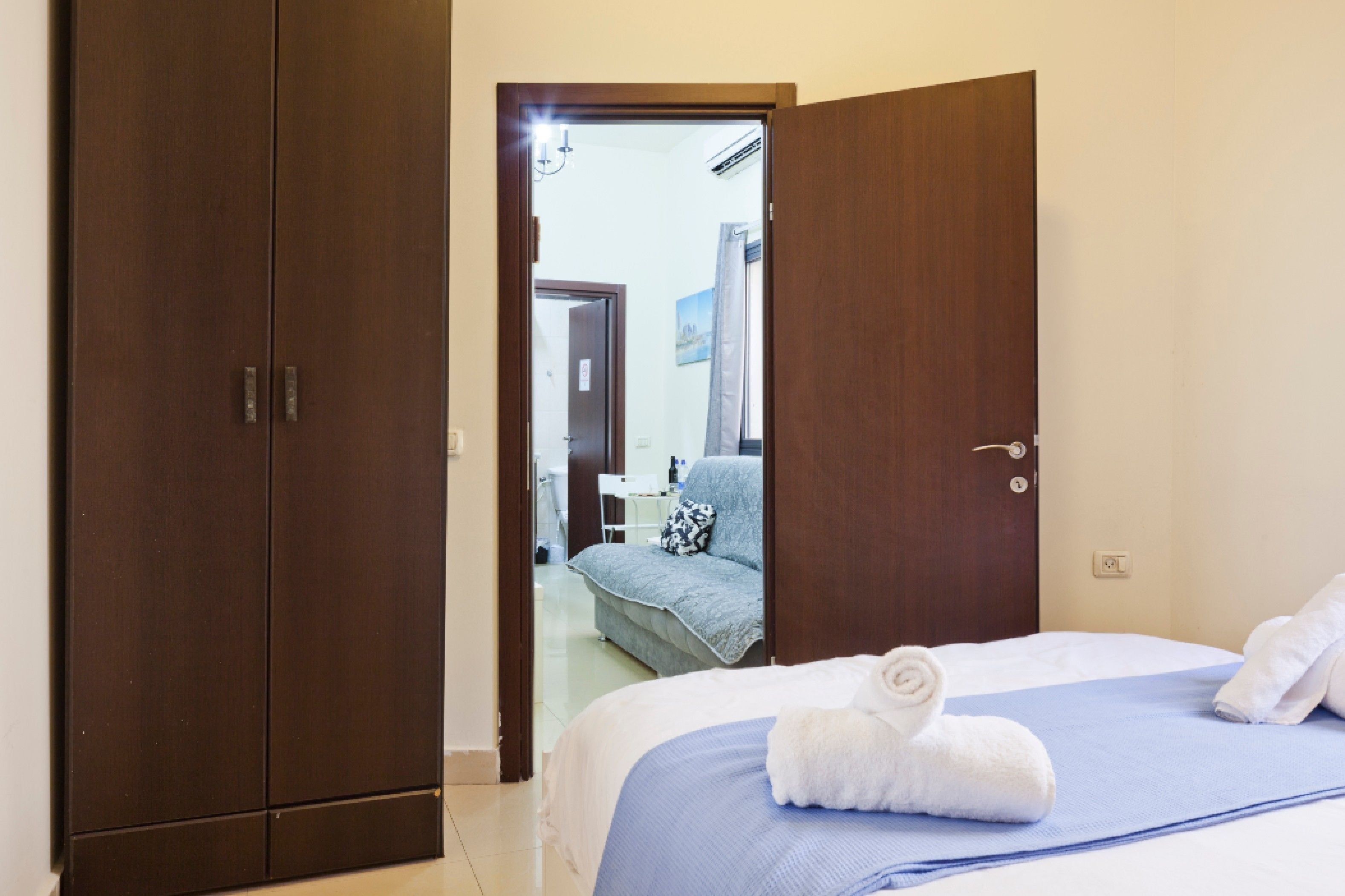 Apartment 10 | Individually decorated, individually furnished, desk, laptop workspace