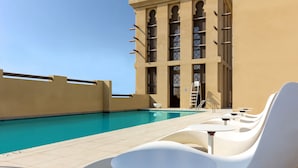 Sun deck - Premier Inn Dubai Al Jaddaf (Dubai)