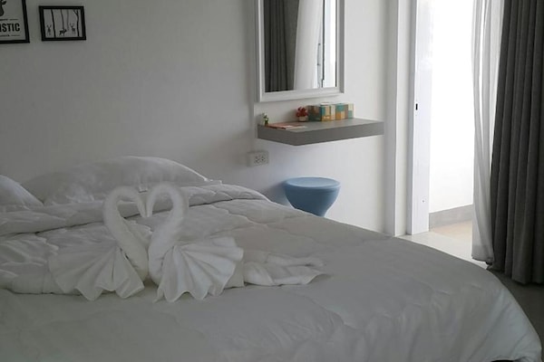 Sistema de insonorización, camas plegables/adicionales y wifi gratis