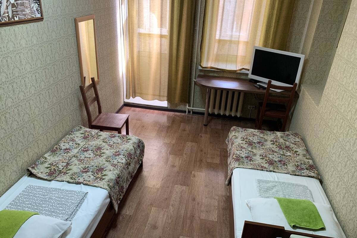 Economy-værelse med 2 enkeltsenge - ikke-ryger | Gratis Wi-Fi, sengetøj