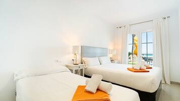 4 bedrooms, in-room safe, iron/ironing board, free WiFi