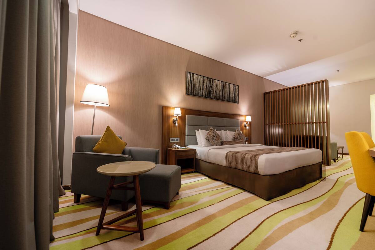 Junior Studio Suite | Premium bedding, memory foam beds, minibar, in-room safe