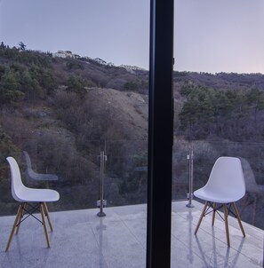 Habitación familiar, varias camas, no fumadores, balcón | Vistas desde la habitación