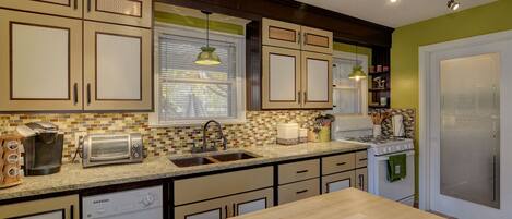 บริเวณรับประทานอาหารสำหรับครอบครัว