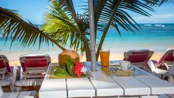 Free daily cooked-to-order breakfast