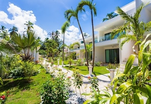 Property grounds - Louisa Aparthotel Las Terrenas (Las Terrenas)