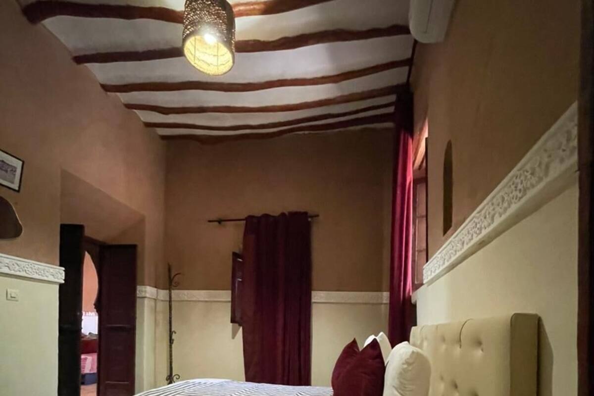 Traditional Double or Twin Room | WiFi (free), individually decorated, individually furnished, bed sheets