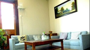 Lobby - Castle Hostal Valparaiso (Valparaiso)