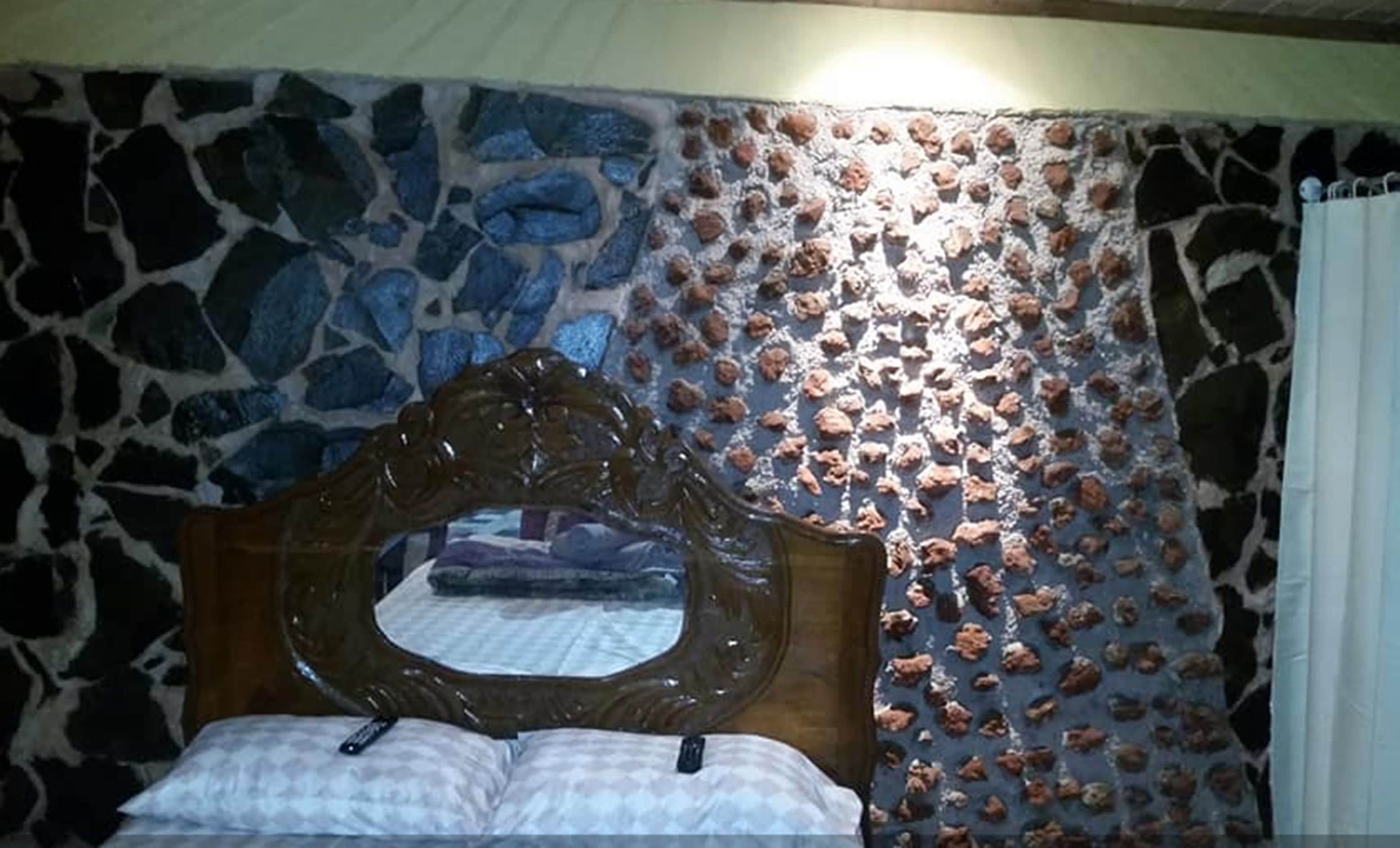 Kamar Double Basic, 1 Tempat Tidur Double, Bebas Asap Rokok | Wi-Fi gratis dan seprai linen