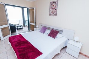 1 bedroom, WiFi, bed sheets