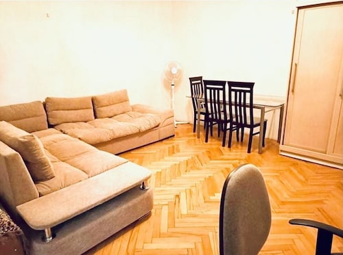 marjanishvili apartment