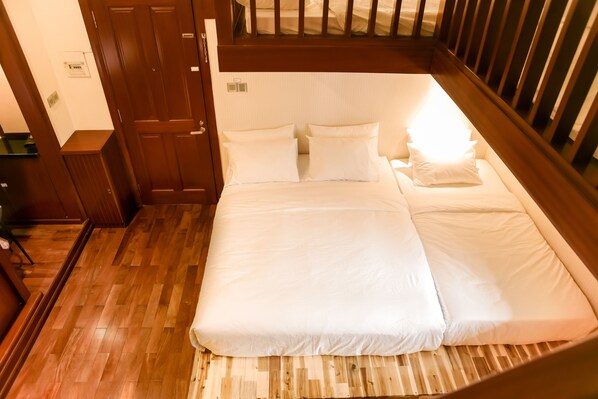 1 bedroom - A Wooden Home for A Warming Heart - Nguyen Hue Str (Ho Chi Minh)
