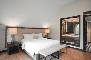 Deluxe Double Room - Hotel Labaris Khao Yai (Pak Chong)