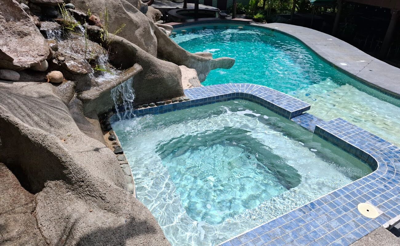 2 outdoor pools, pool umbrellas, sun loungers