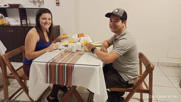 Free daily continental breakfast