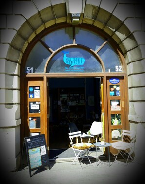 Front of property - Hull Trinity Backpackers (Hull)