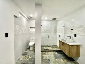 Luxury Double Room | Bathroom - Pura Natura Lodge (Quepos)
