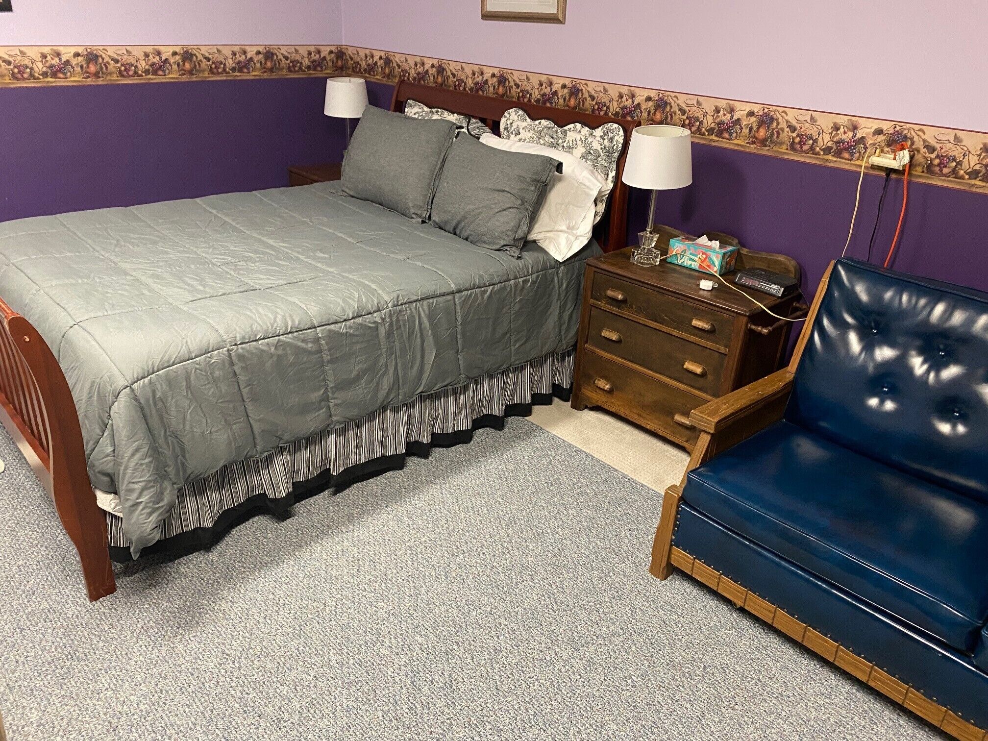 Suite | Desk, free WiFi