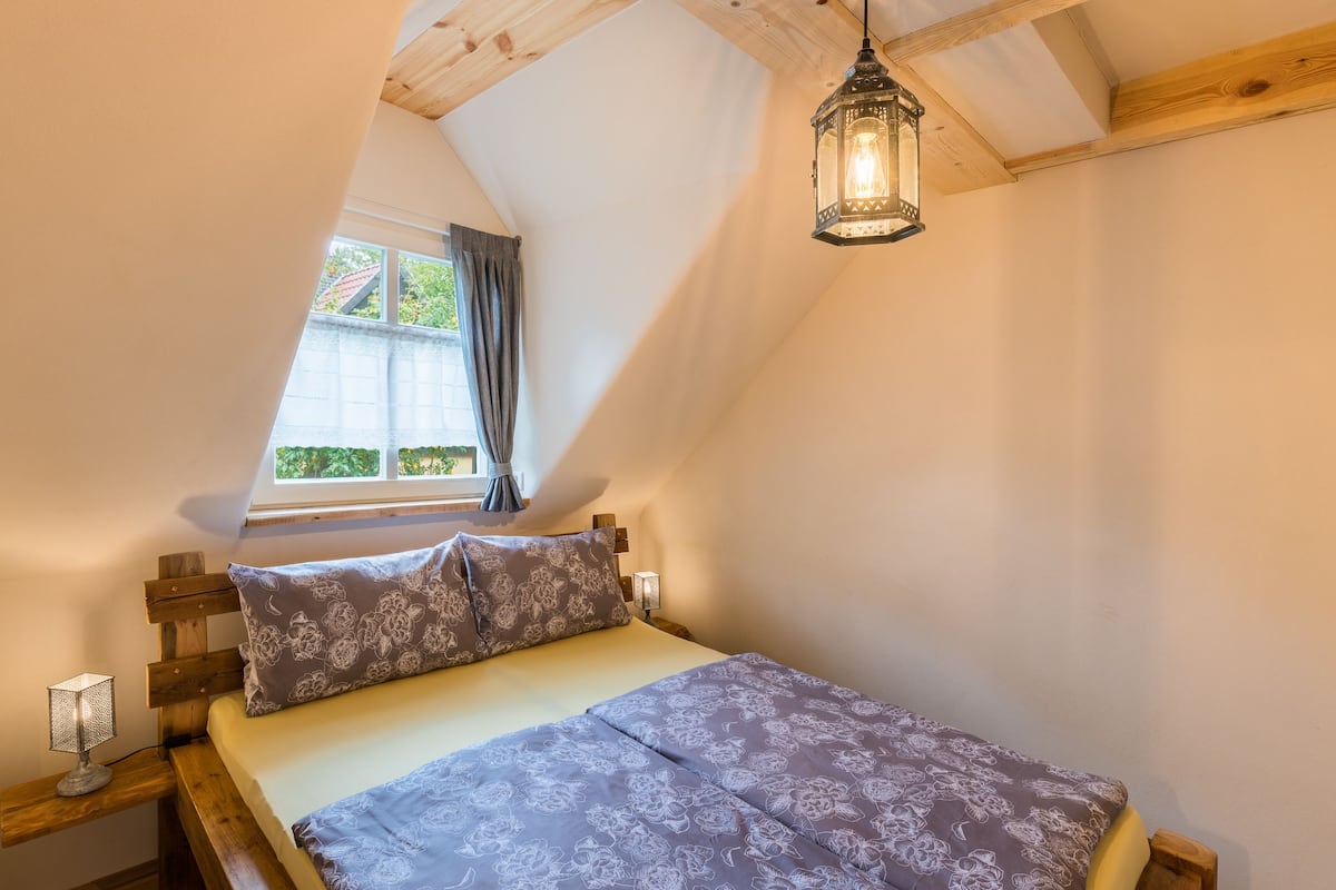 Individually decorated, blackout curtains, iron/ironing board, free WiFi