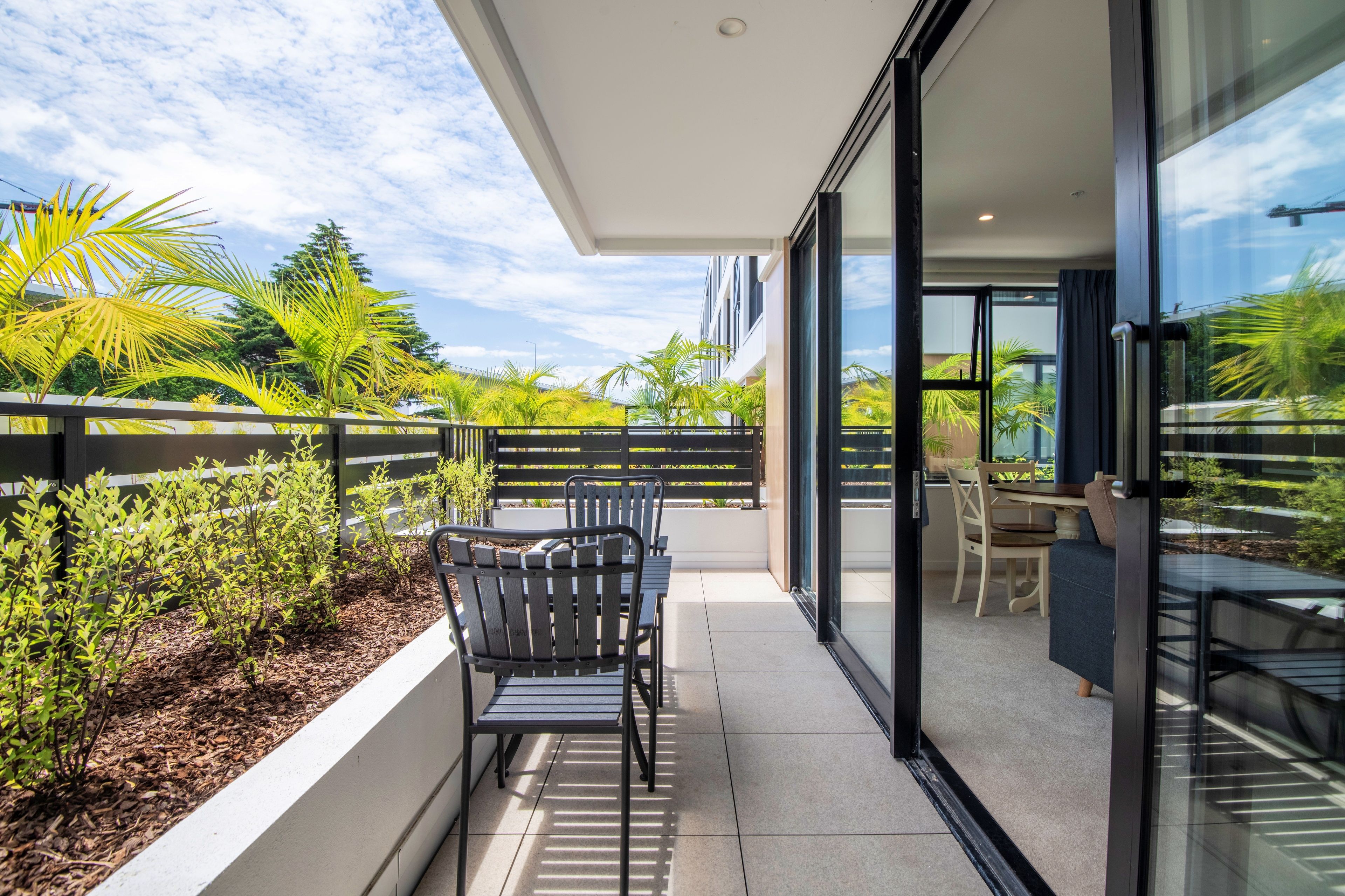 Superior Two Bedroom Suite with a free secure parking | Balcony