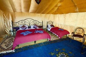 Enkeltrom – basic | Blendingsgardiner, lydisolert og sengetøy