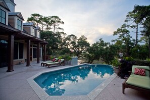 Outdoor pool - Luxury Estate. Secluded Folly Beach Home with Infinity Pool! (Folly Beach)