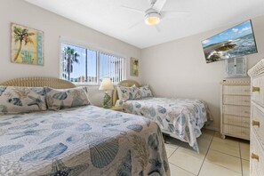 1 室のベッドルーム、デスク、アイロン / アイロン台、WiFi