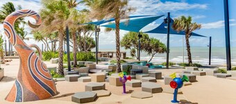 PANORAMIC OCEAN VIEWS YEPPOON CBD