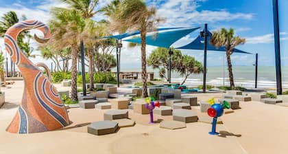 PANORAMIC OCEAN VIEWS YEPPOON CBD