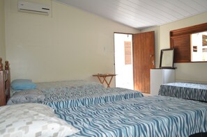 4 quartos, ferros/tábuas de passar roupa, Wi-Fi, roupa de cama