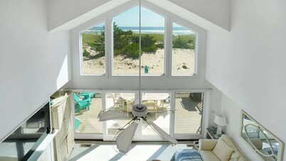 Oceanfront Home, Views from Each Room, Spectacular Sunrises and Sunsets