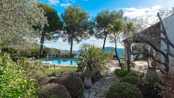 Piscine extérieure, piscine chauffée