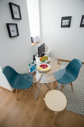 Appartement, 1 chambre (2) | Restauration dans la chambre