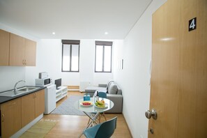 Appartement, 1 chambre (4) | Coin séjour | Télévision à écran plat