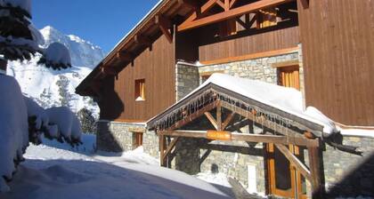 LES ARCS - ARC 2000 - APARTMENT WITH POOL IN CHALET - 3 ROOMS - SKIS ON FOOT